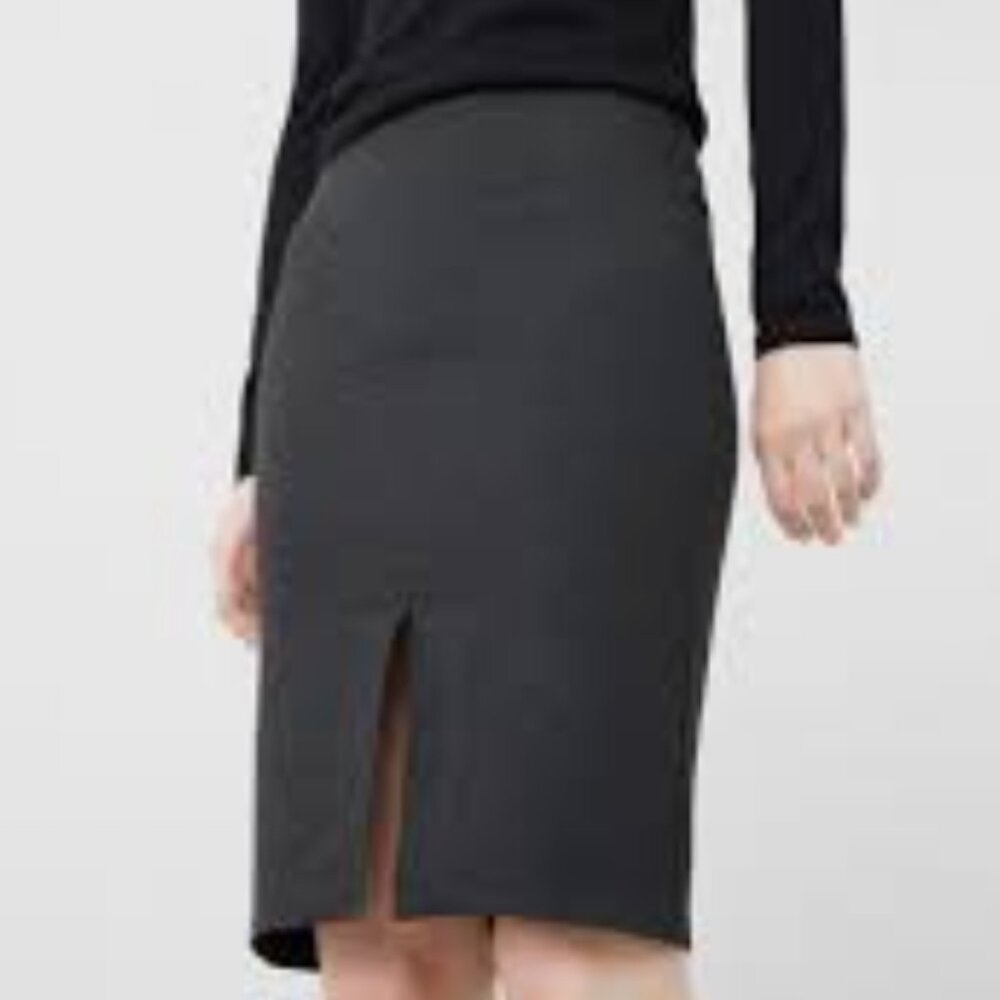 Chic Pencil Skirt in Charcoal